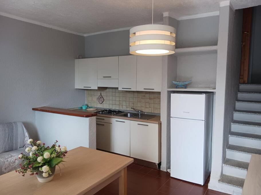 Appartamento A Baia Santa Reparata Экстерьер фото