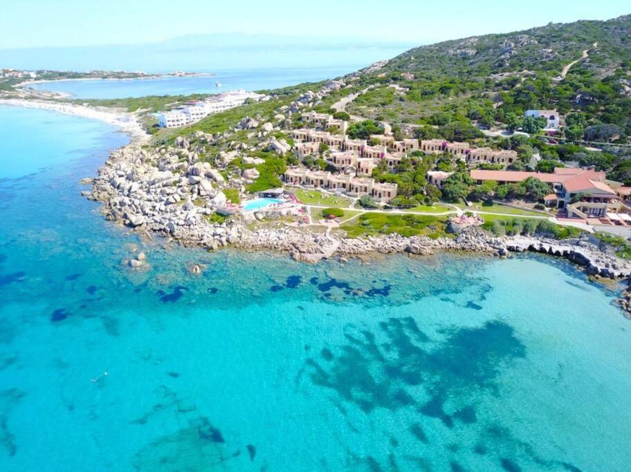 Appartamento A Baia Santa Reparata Экстерьер фото