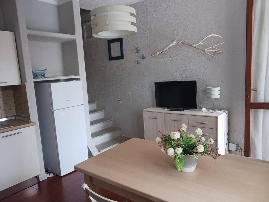 Appartamento A Baia Santa Reparata Экстерьер фото
